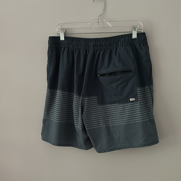 Vuori Men’s trail short - Picture 5 of 8